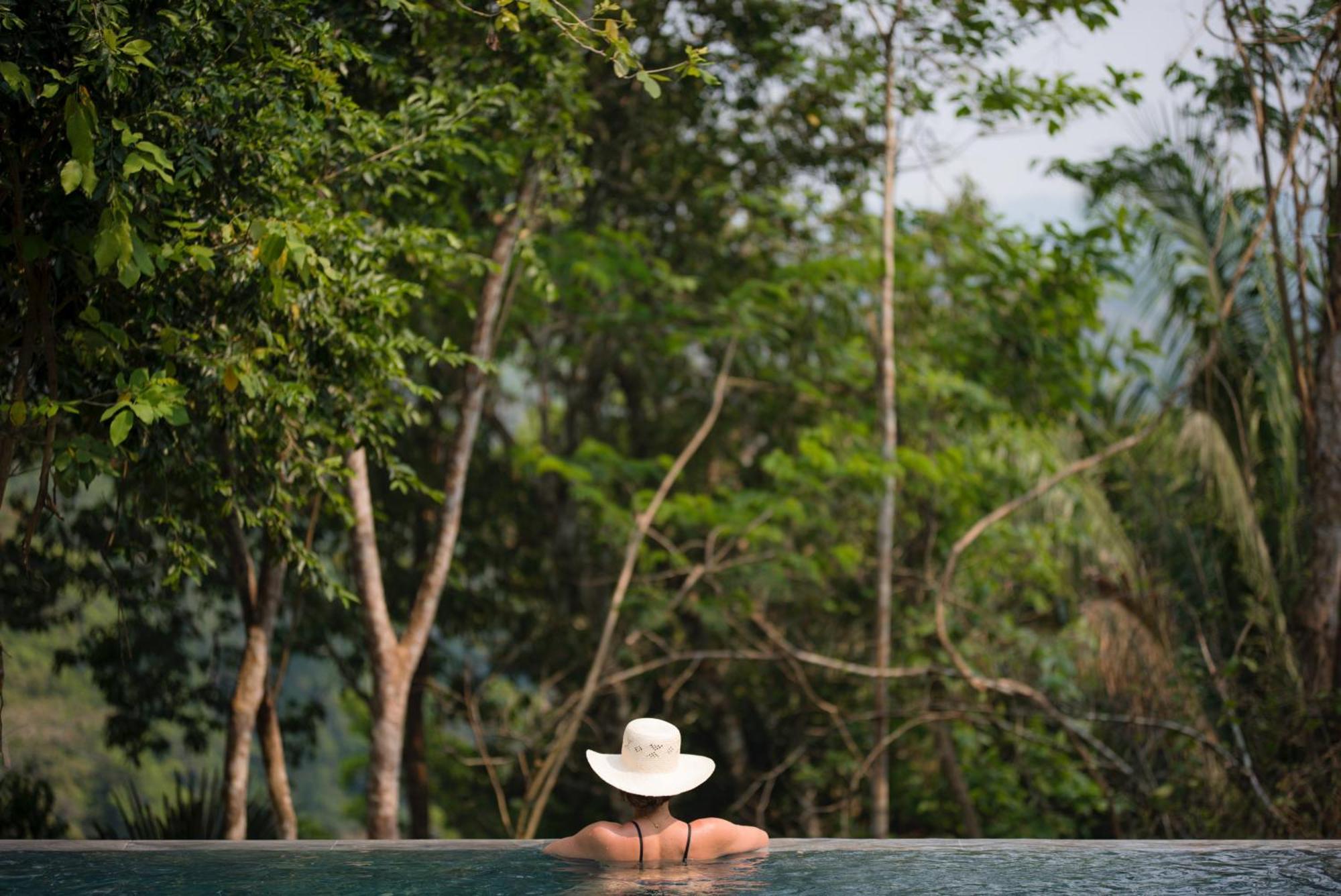Sweet Songs Jungle Lodge Сан-Игнасио Экстерьер фото