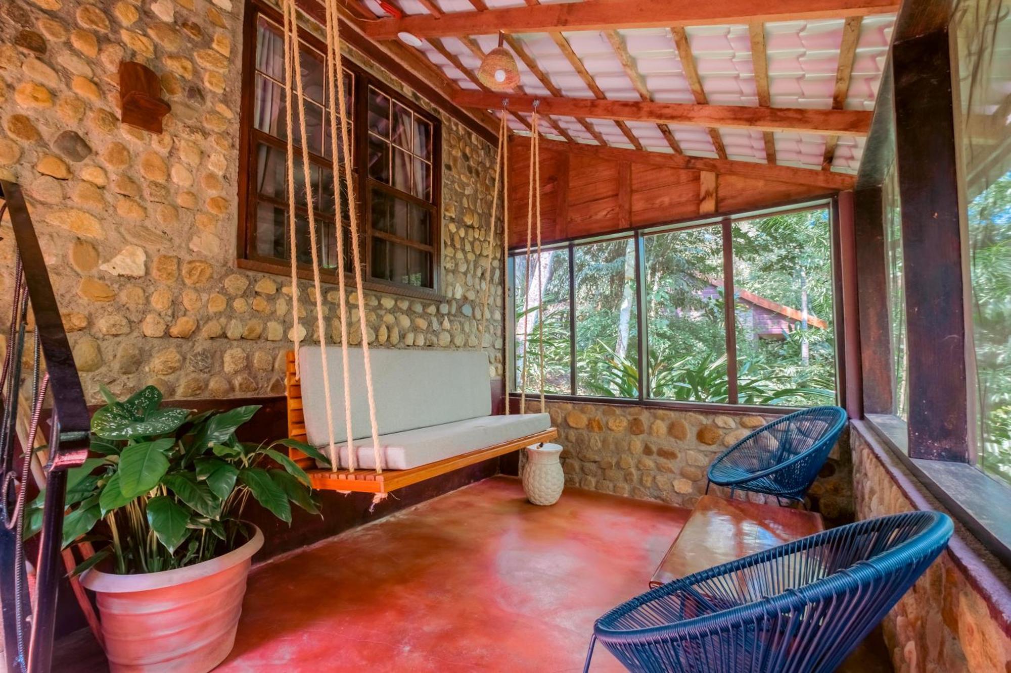 Sweet Songs Jungle Lodge Сан-Игнасио Экстерьер фото