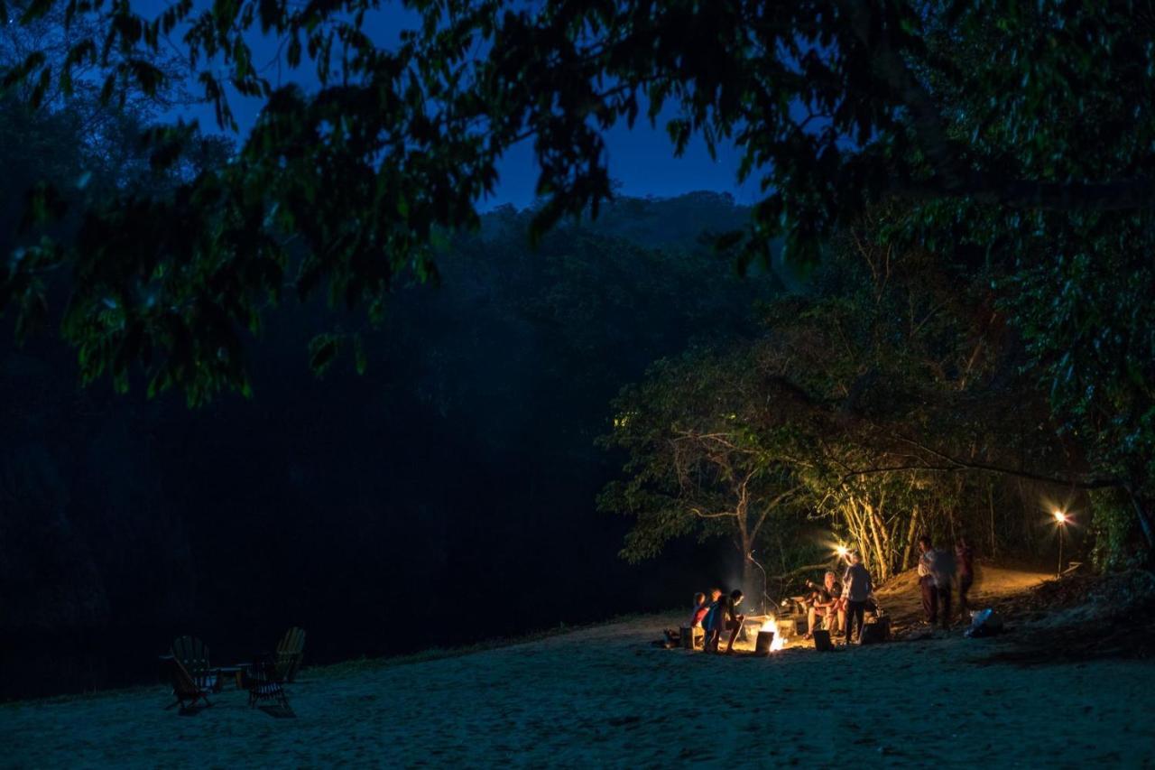 Sweet Songs Jungle Lodge Сан-Игнасио Экстерьер фото